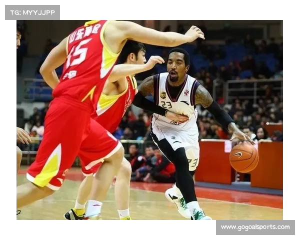 NBA花絮：球员幕后趣事大揭秘，赛场外的真实故事与精彩瞬间